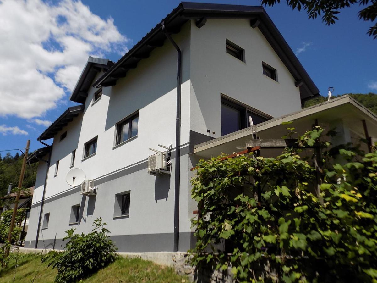 Apartment Pri Ruscu Толмин Екстер'єр фото